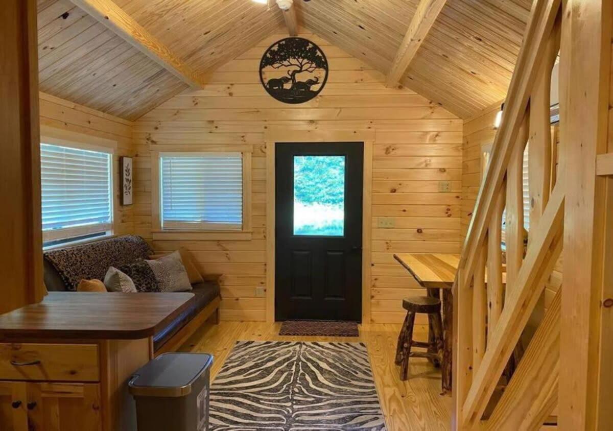 Serene 1Br Cabin Near Nc Z00 With Loft & Waterview Asheboro Kültér fotó