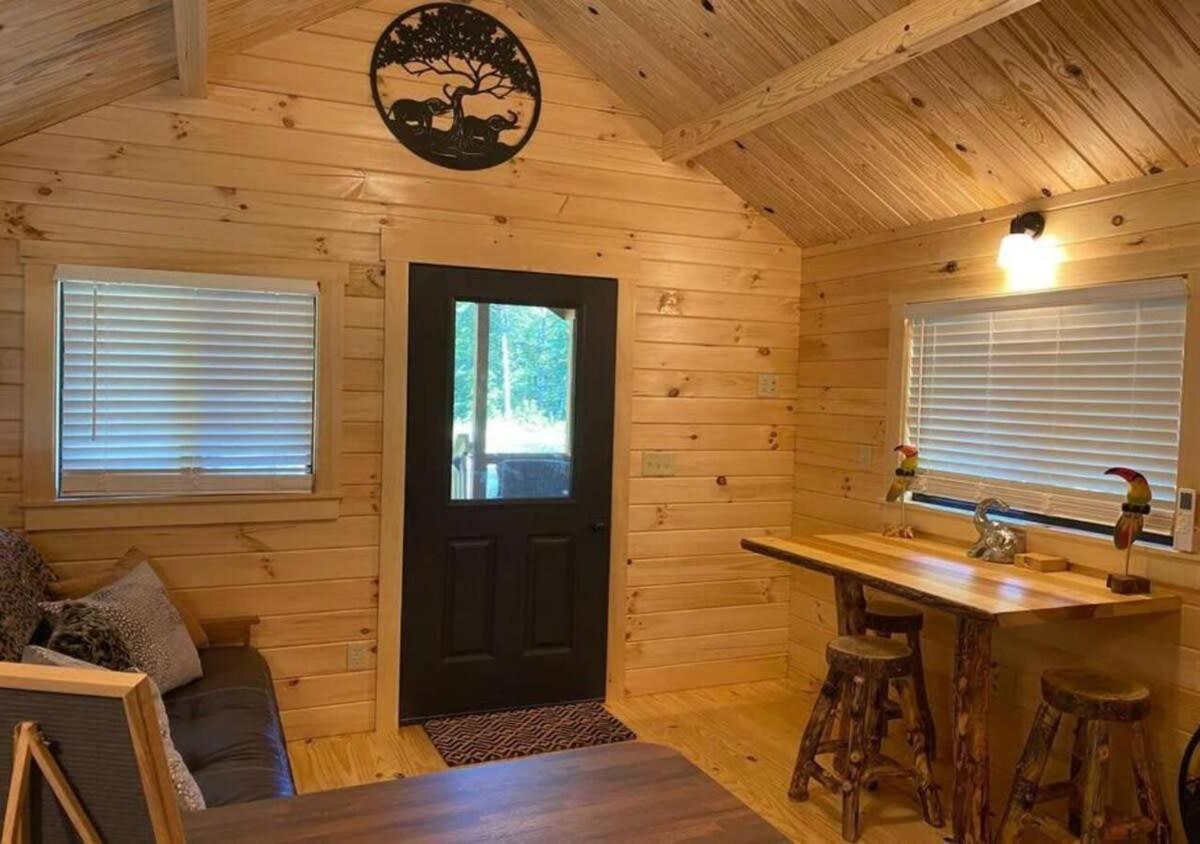 Serene 1Br Cabin Near Nc Z00 With Loft & Waterview Asheboro Kültér fotó